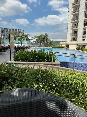 Solemare Parksuites - No Balcony Apartment *